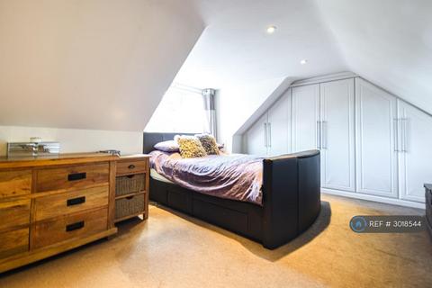 undefined, Halls Road, Reading, RG30