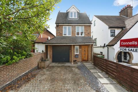Beechcroft Road, Bushey