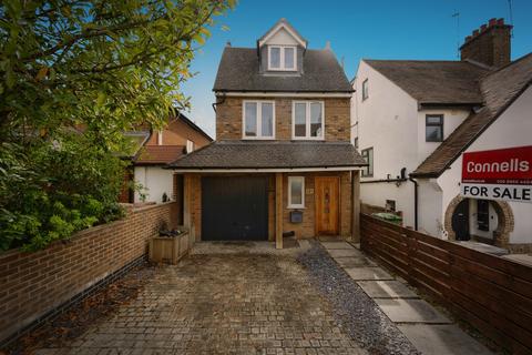 4 bedroom detached house for sale, Beechcroft Road, Bushey