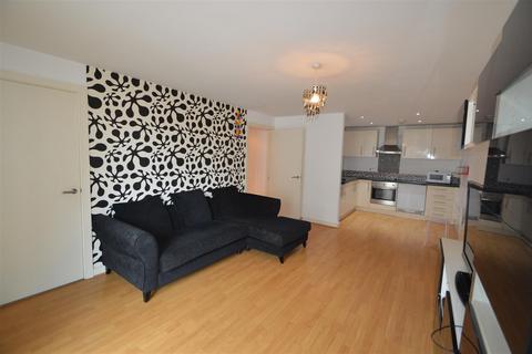 2 bedroom flat to rent, Life Building, Hulme M15