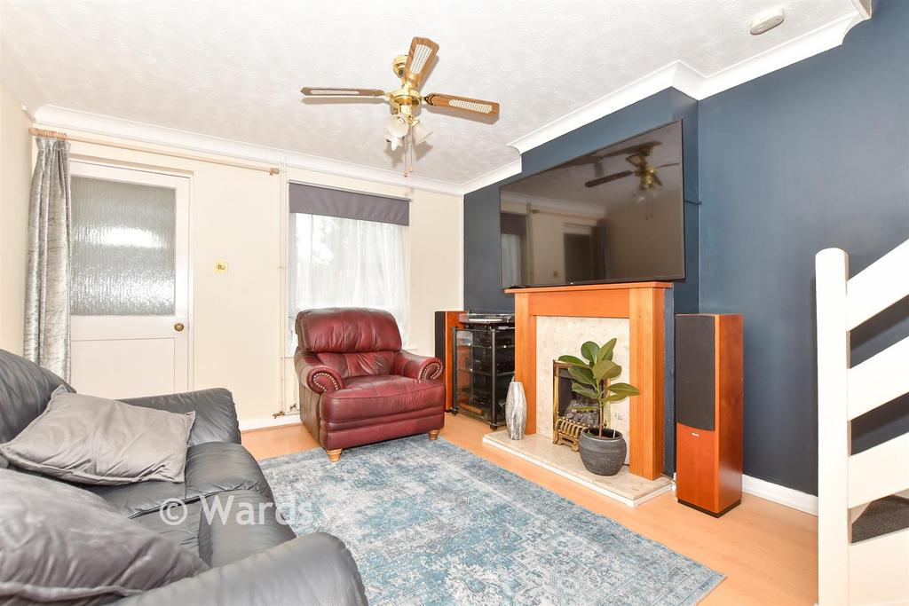 House in Ashford, Repton Park South, Godinton Park - View 4