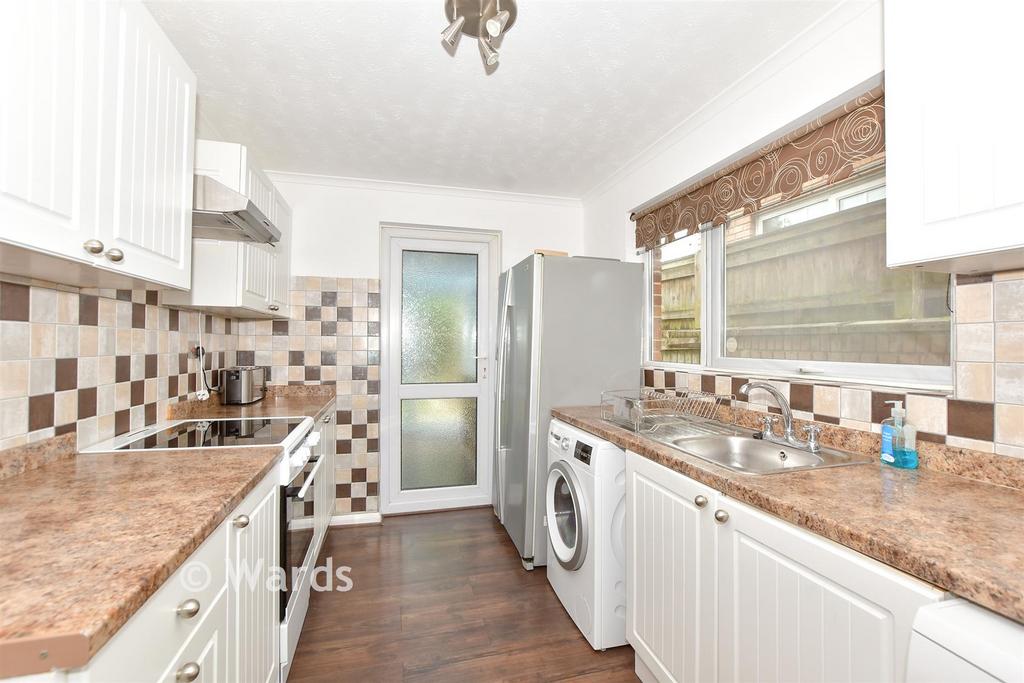 House in Ashford, Repton Park South, Godinton Park - More