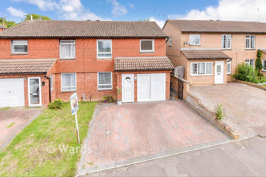 House in Ashford, Repton Park South, Godinton Park