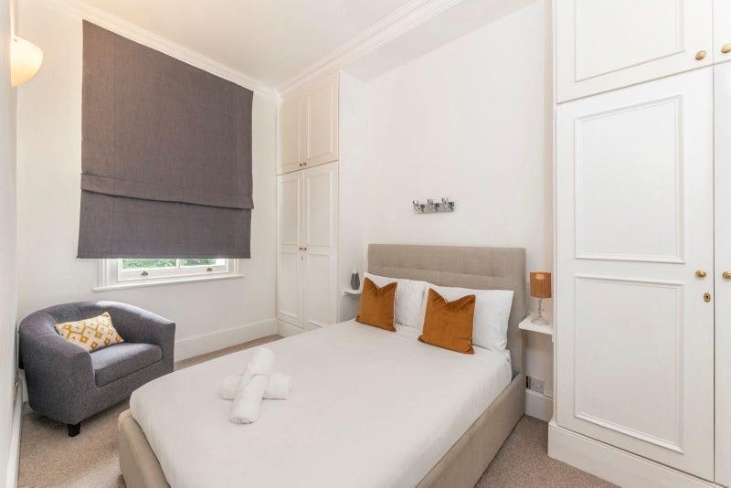 Apartment in London - View 5