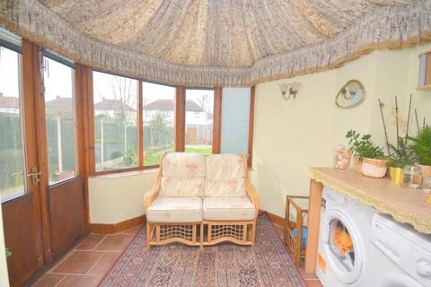 3 bedroom semi-detached house to rent, South End Road, Hornchurch, Essex, RM12