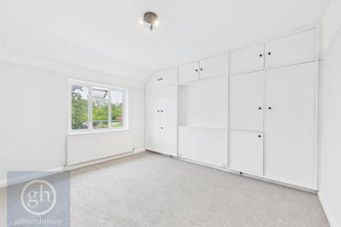 undefined, Halsbury Road East, Northolt UB5