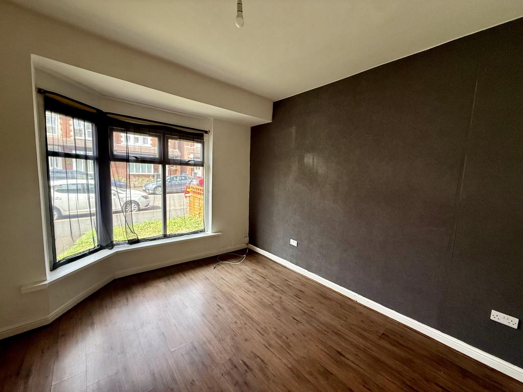 House in Birmingham, West Midlands - View 2