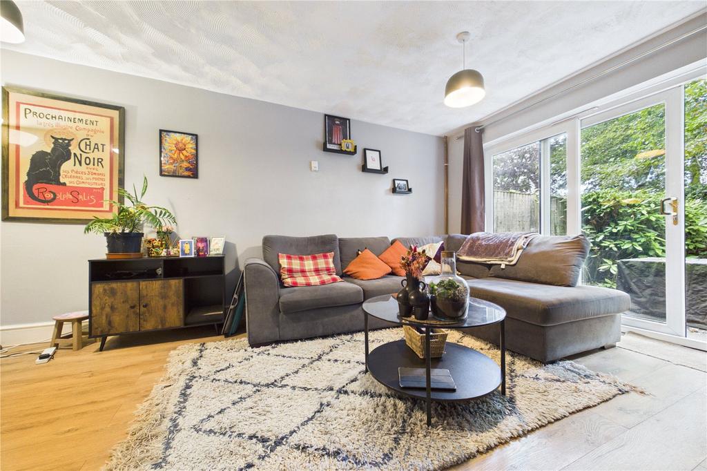 House in Reading - View 4