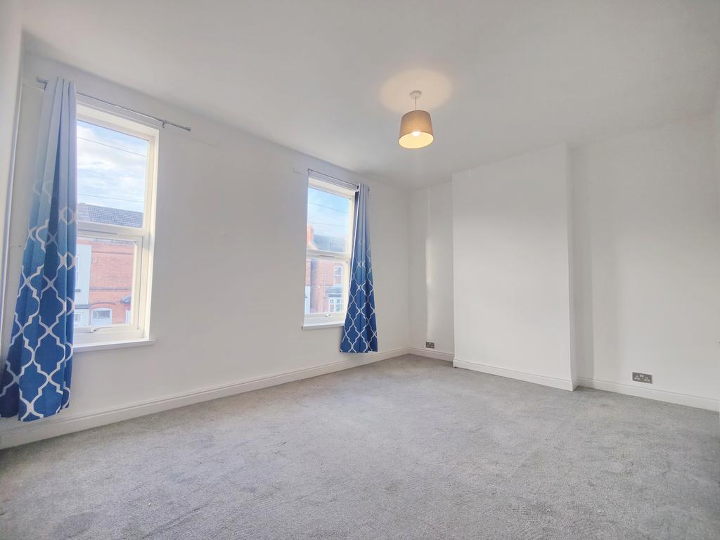 House in Birmingham, Wylde Green, Erdington - More