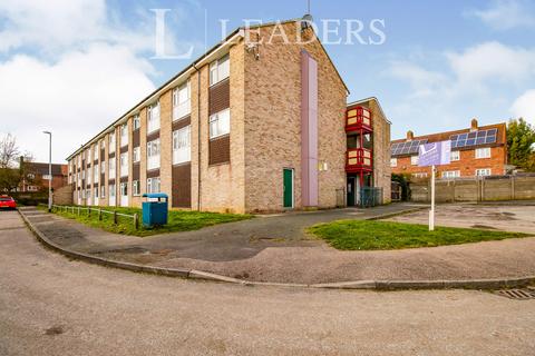2 bedroom flat to rent, Sandringham Court, Cats Lane, CO10