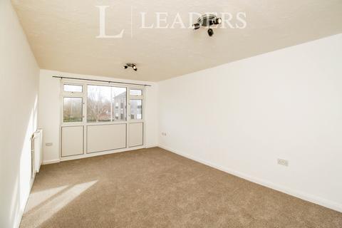 2 bedroom flat to rent, Sandringham Court, Cats Lane, CO10