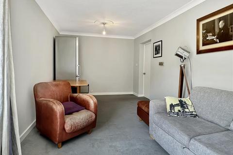 1 bedroom flat to rent, Beaulands Close, Cambridge CB4
