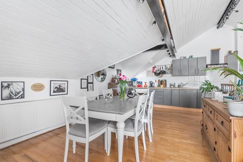 2 bedroom maisonette for sale, Pump House Close, London, SE16
