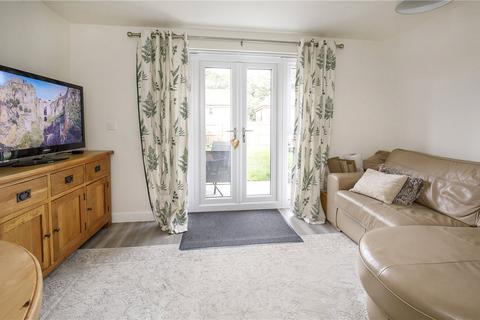 4 bedroom semi-detached house to rent, Pearl Drive, Worksop, Nottinghamshire, S81