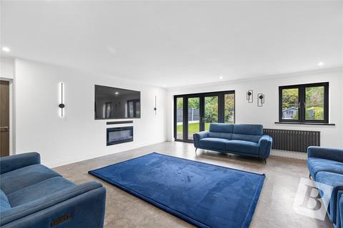6 bedroom detached house for sale, Brookside, Emerson Park, RM11