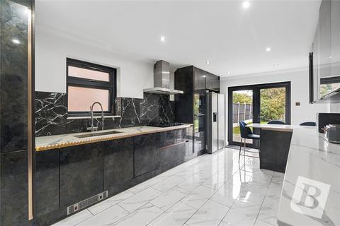 6 bedroom detached house for sale, Brookside, Emerson Park, RM11