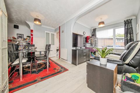 2 bedroom semi-detached house for sale, Dawnbrook Close, Ipswich