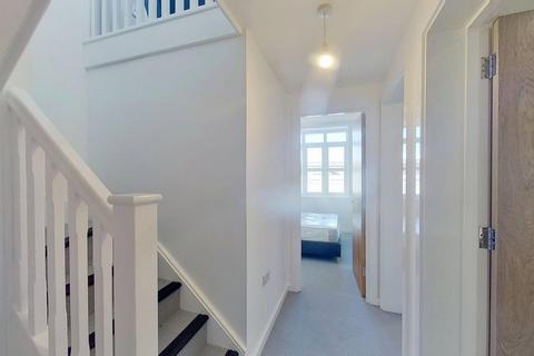 2 bedroom flat to rent, Apartment 38, The Prestons Viaduct Road, Burley, Leeds, West Yorkshire