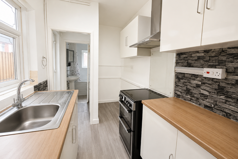 2 bedroom house to rent, Mulliner Street, Coventry, CV6