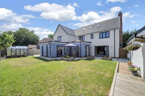 4 bedroom detached house for sale, Cedars Close, Thurston, Bury St. Edmunds