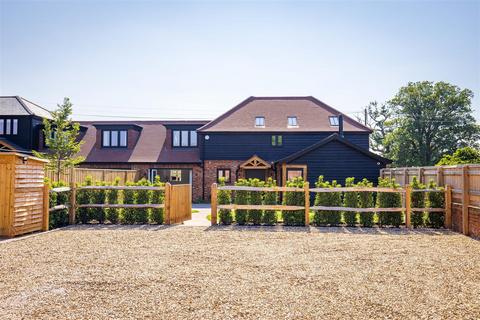 undefined, Chilworth, Guildford