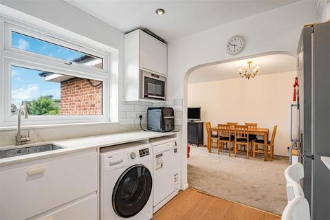 2 bedroom flat for sale, Tudor Road, Kingston Upon Thames KT2