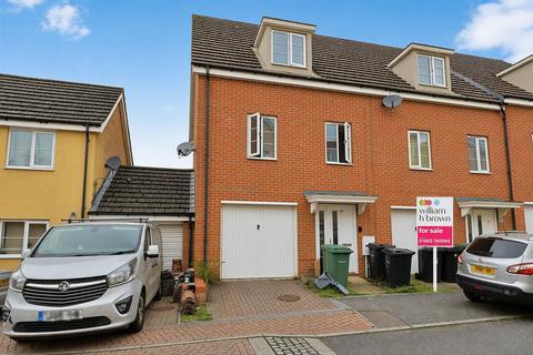 3 bedroom end of terrace house for sale, Magnolia Way, Costessey, Norwich