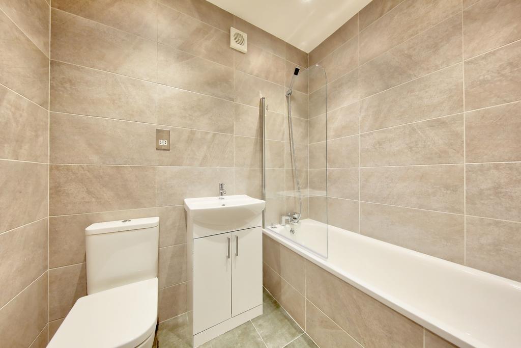 Apartment in Kensington - View 4