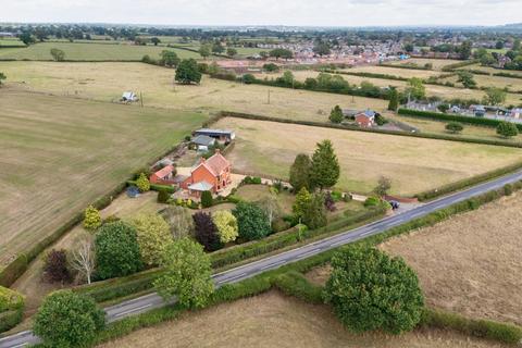 3 bedroom country house for sale, Sherfield, Ellesmere Road, Wem, Shrewsbury, Shropshire
