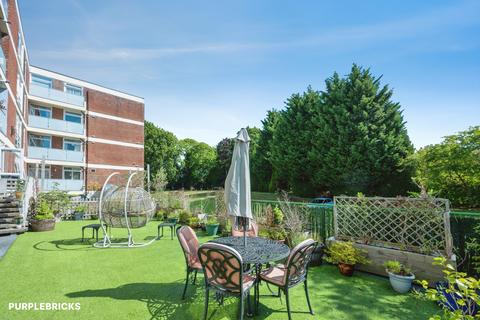 2 bedroom apartment for sale, Chelmscote Road, Solihull, B92