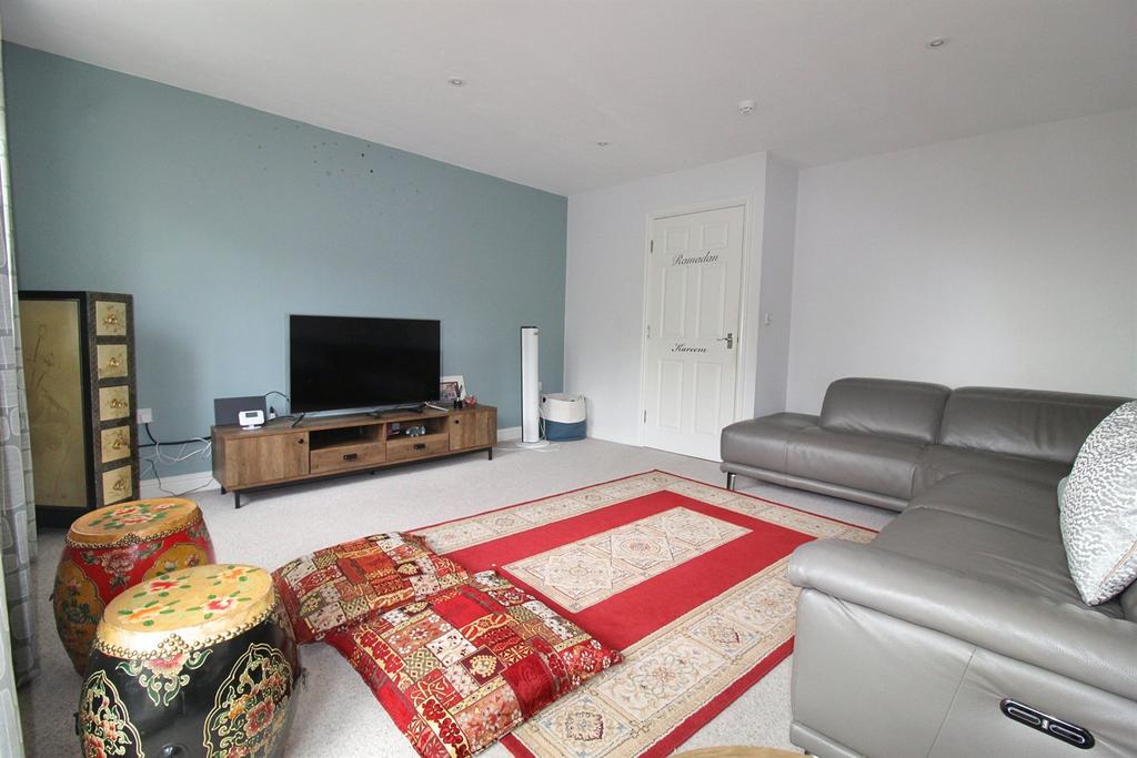 House in Stockport, Heaton Mersey, The Four Heatons - More