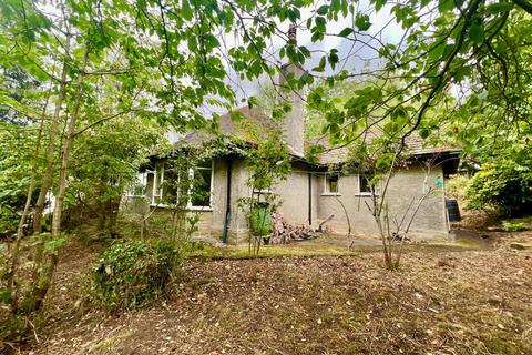 2 bedroom semi-detached house for sale, Saddleworth Road, Greetland, Halifax
