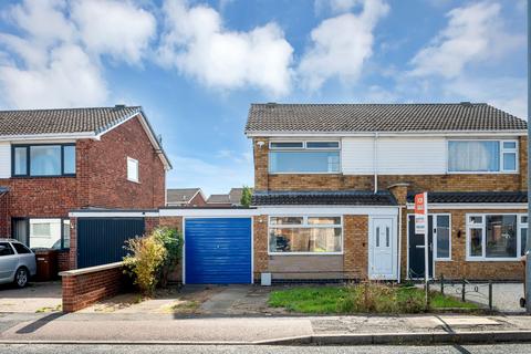 3 bedroom semi-detached house for sale, Tamar Road, Melton Mowbray, LE13