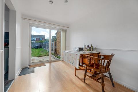 3 bedroom semi-detached house for sale, Tamar Road, Melton Mowbray, LE13