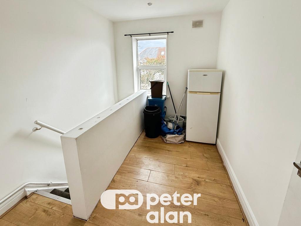Apartment in Cardiff, Birchgrove, Heath - View 4