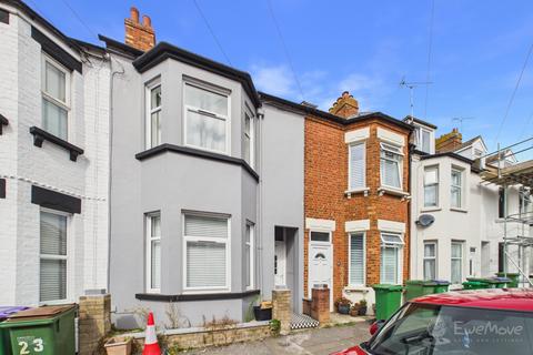 4 bed terraced house for rent in Fernbank Crescent, Folkestone, Kent, CT19