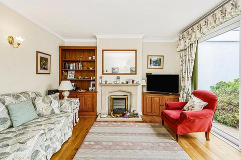 3 bedroom semi-detached house for sale, Forest Edge, Buckhurst Hill