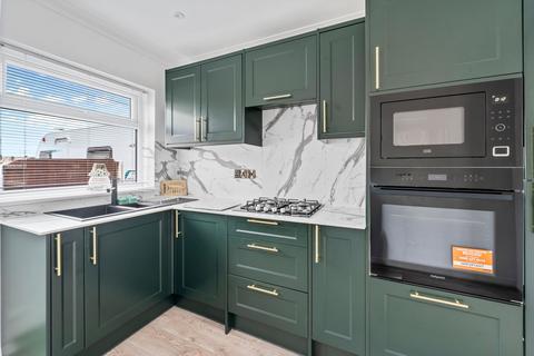 4 bedroom semi-detached bungalow for sale, Bispham Drive, Ashton-In-Makerfield, WN4