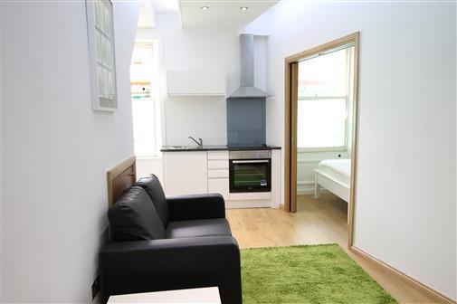 Apartment in Newcastle Upon Tyne - More