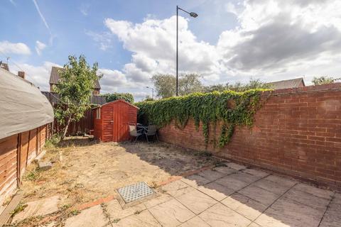 2 bedroom terraced house for sale, Bader Gardens, Slough SL1