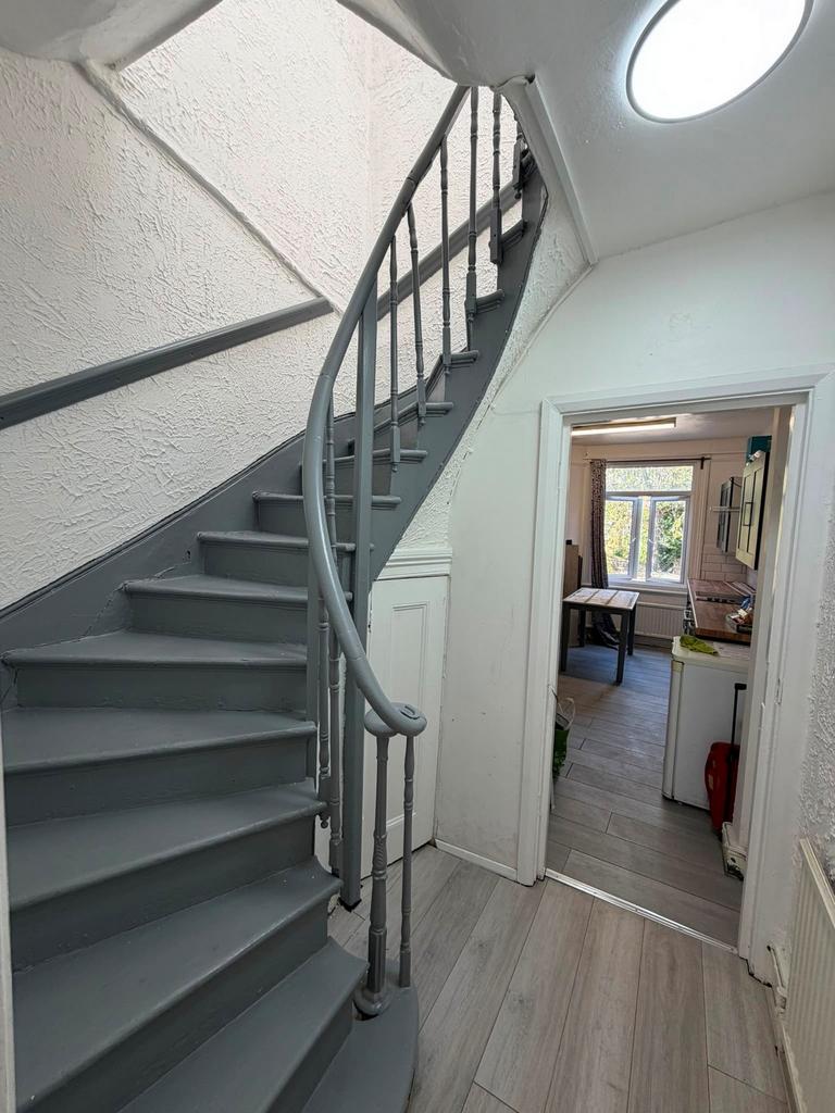 Apartment in London - View 3