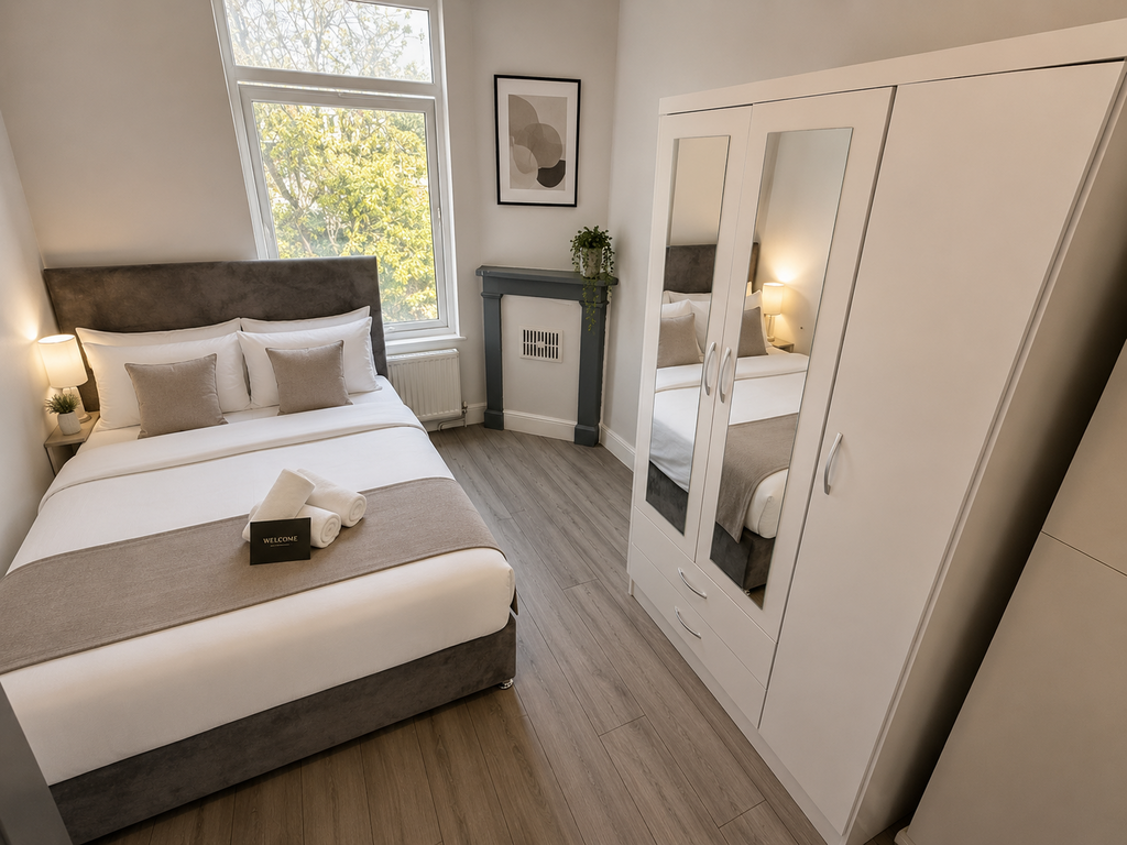 Apartment in London - More