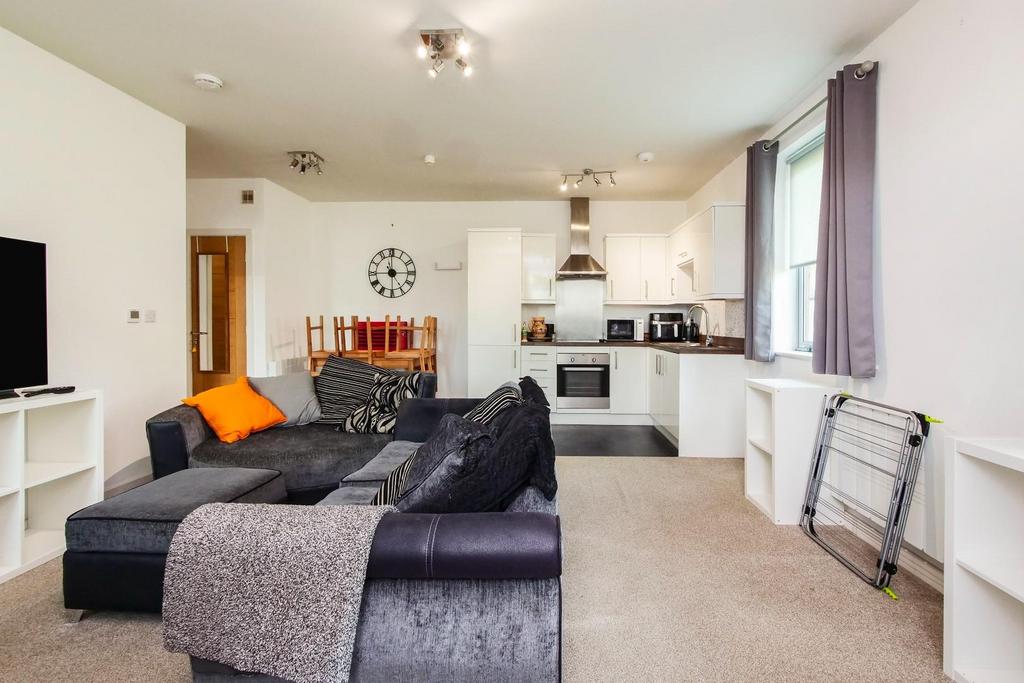 Apartment in York, Clifton Moor, Clifton Without - View 5