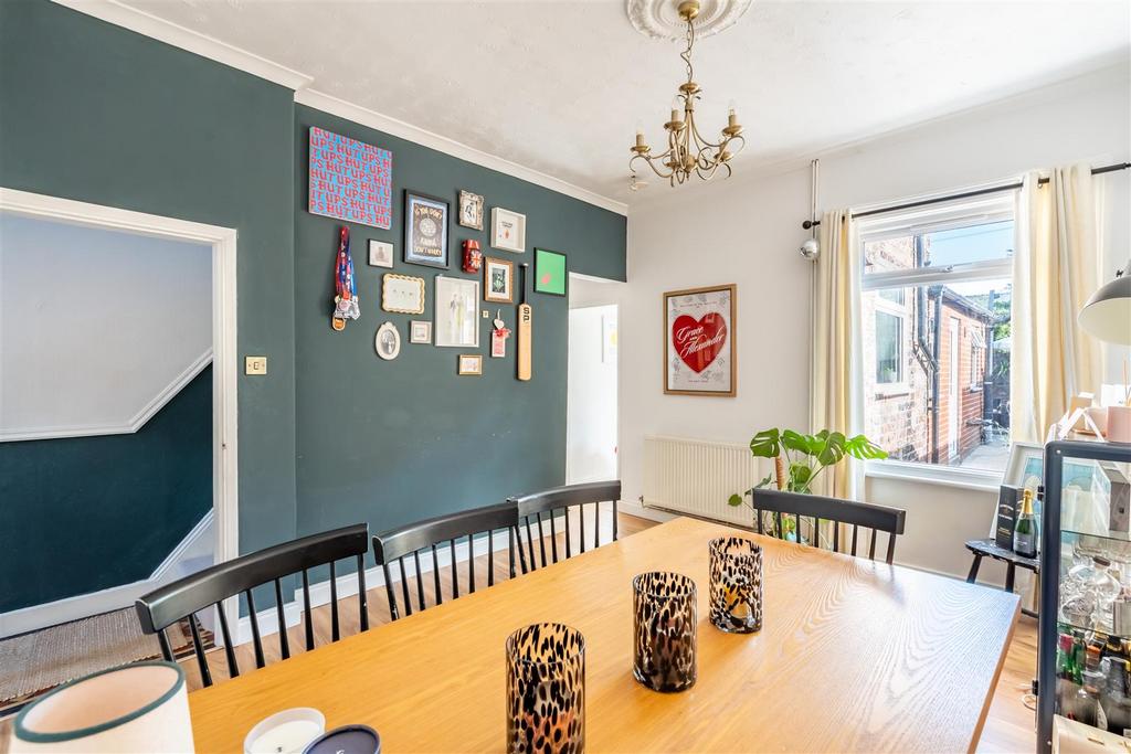 House in York, Bootham, Clifton - More