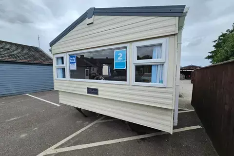 2 bedroom static caravan for sale, 2014 Delta Resort Plus Tarka Holiday Park, Barnstaple EX31