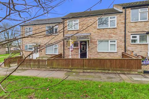 3 bedroom terraced house to rent, Sycamore Road, Sudbury CO10