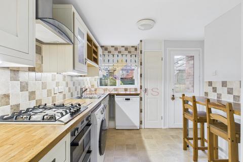 3 bedroom terraced house to rent, Sycamore Road, Sudbury CO10