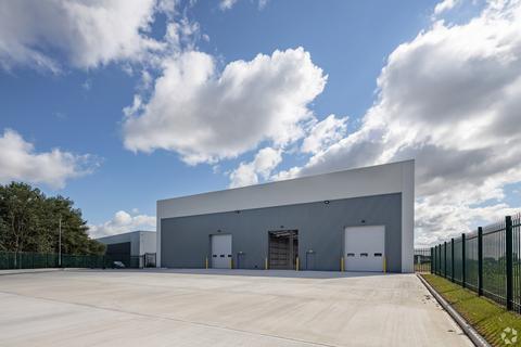 Warehouse to rent, 4 Watling St Tamworth B77 5BP