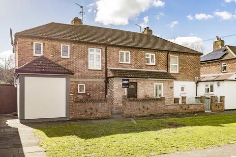 Batavia Road, Sunbury-On-Thames TW16