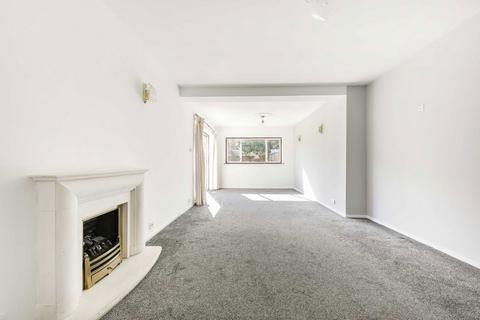 4 bedroom semi-detached house for sale, Batavia Road, Sunbury-On-Thames TW16